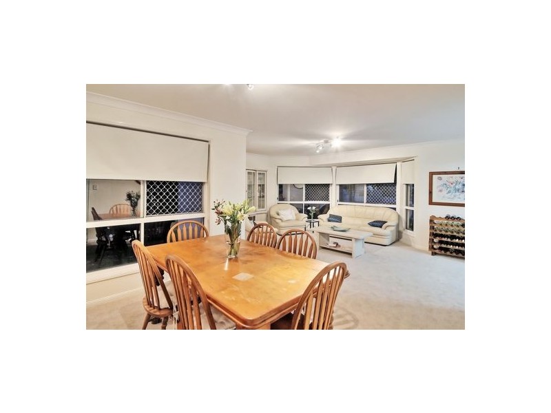 84 Poinciana Crescent, Stretton QLD 4116