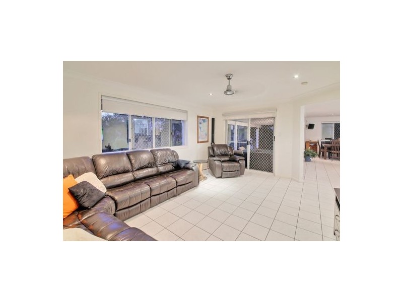 84 Poinciana Crescent, Stretton QLD 4116