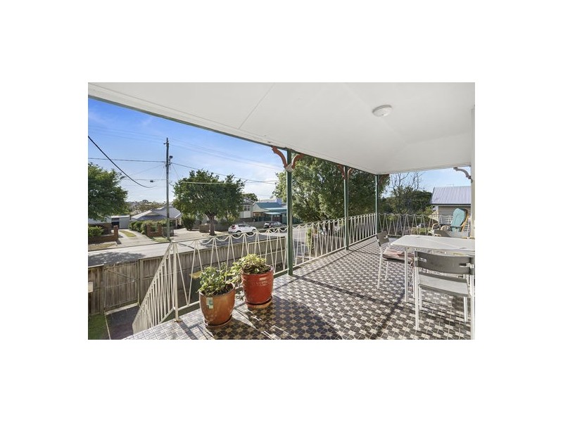 258 Ekibin Road East, Tarragindi QLD 4121