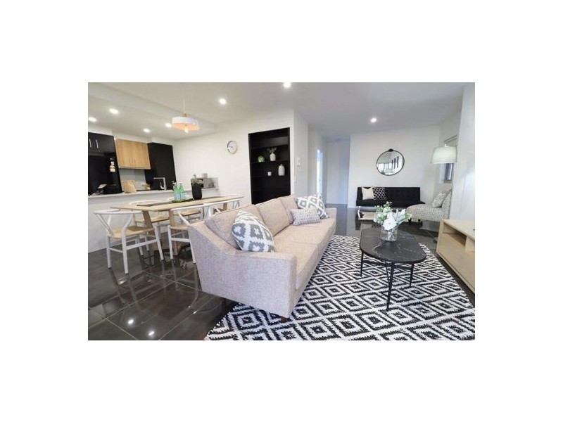 1 35-37 Tarcoola Cres, Surfers Paradise QLD 4217