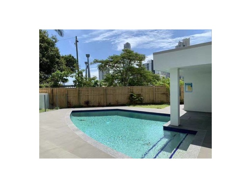 1 35-37 Tarcoola Cres, Surfers Paradise QLD 4217