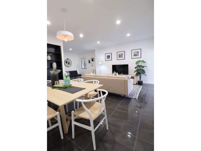 1 35-37 Tarcoola Cres, Surfers Paradise QLD 4217