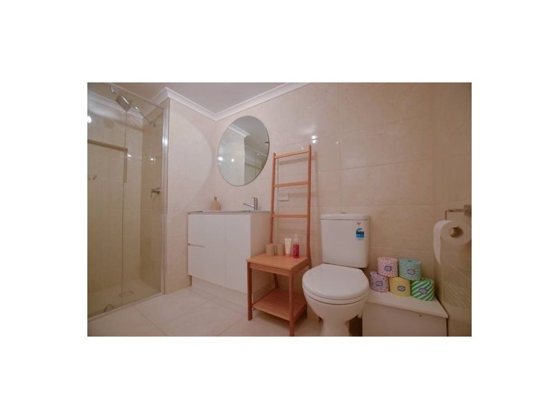 3 120 indooroopilly road, Taringa QLD 4068