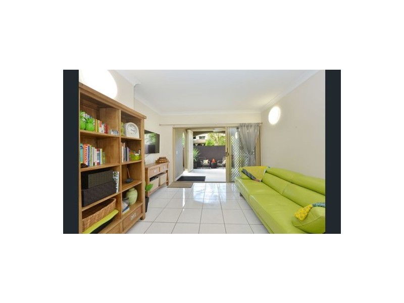 609 12 Gregory St, Westcourt QLD 4870