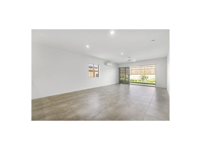 97 20 Salisbury Street, Redland Bay QLD 4165