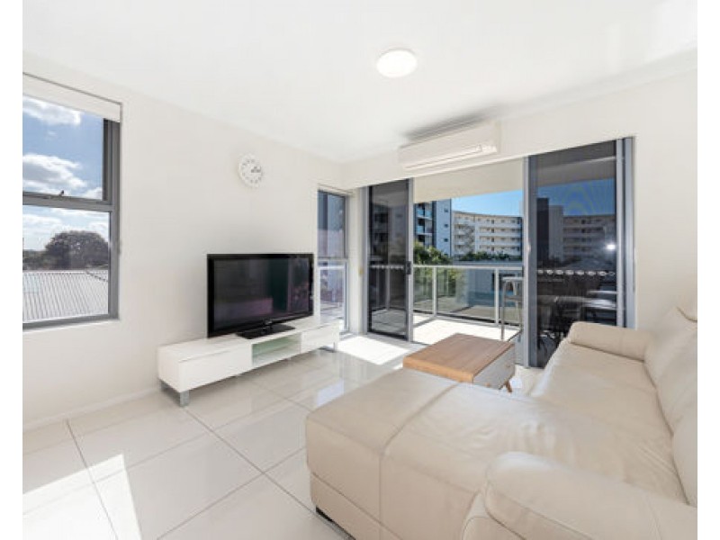 205/8 Norman Street, Southport QLD 4215