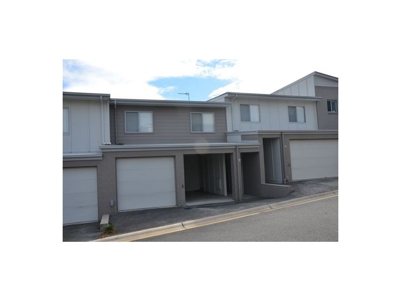 AS/2 Toohey St, Pacific Pines QLD 4211