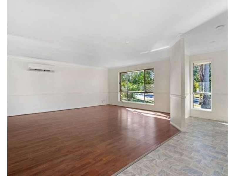 855 Wembley Rd, Browns Plains QLD 4118