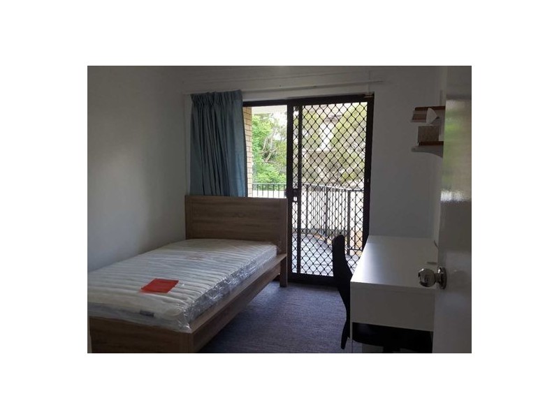 8 38 Durham st, St Lucia QLD 4067