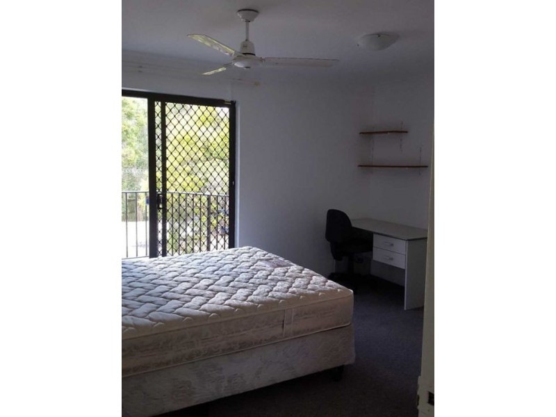 8 38 Durham st, St Lucia QLD 4067