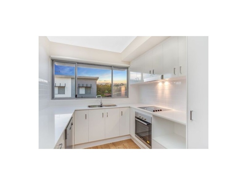 397 Trouts Road, Hamilton853, Chermside QLD 4032