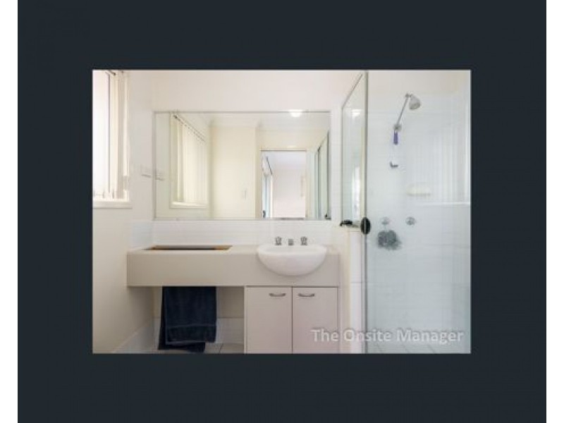 25/8 Earnshaw ST, Calamvale QLD 4116