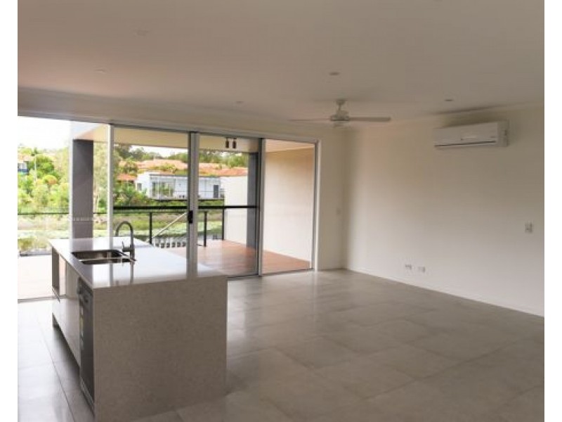 13 Evergreen View, Robina QLD 4226