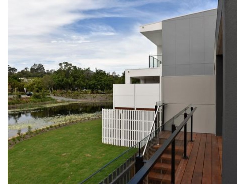 13 Evergreen View, Robina QLD 4226