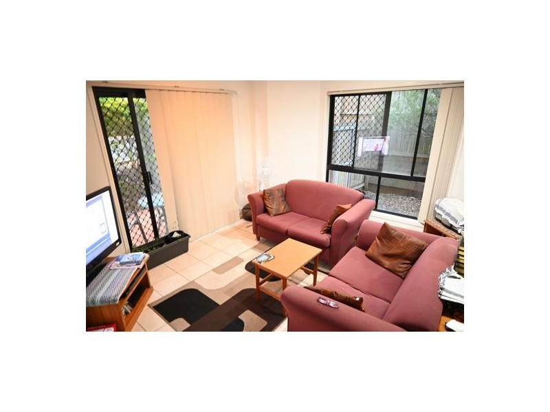 Unit 15 / 1158 Cavendish road, Mount Gravatt East QLD 4122