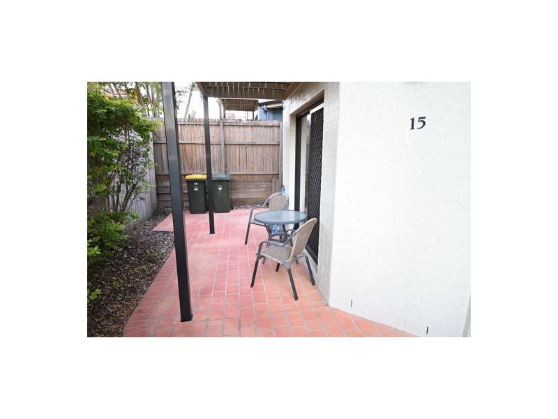 Unit 15 / 1158 Cavendish road, Mount Gravatt East QLD 4122