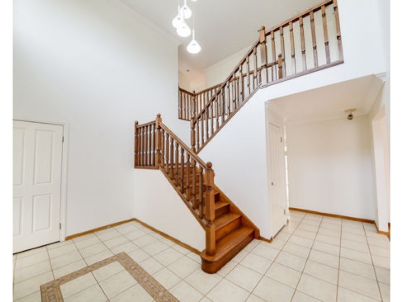 40 Lingle Street, Robertson QLD 4109