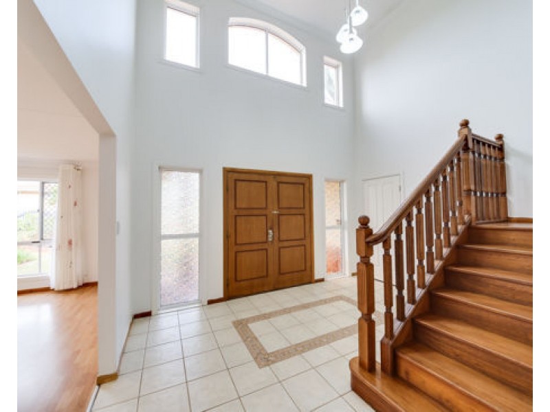 40 Lingle Street, Robertson QLD 4109