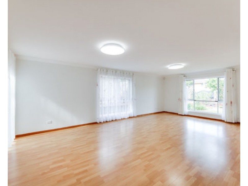 40 Lingle Street, Robertson QLD 4109