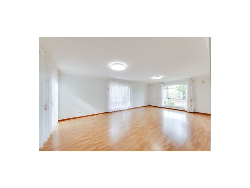 40 Lingle ST, Robertson QLD 4109