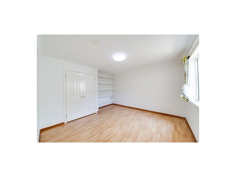 40 Lingle ST, Robertson QLD 4109