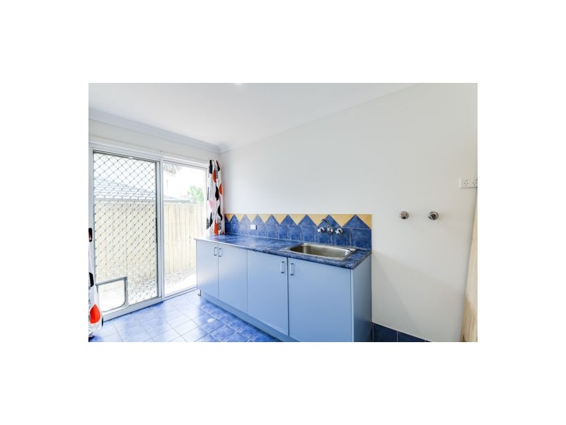 40 Lingle ST, Robertson QLD 4109