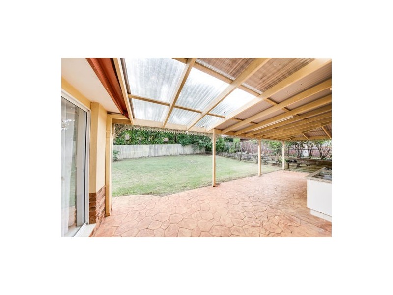 40 Lingle ST, Robertson QLD 4109