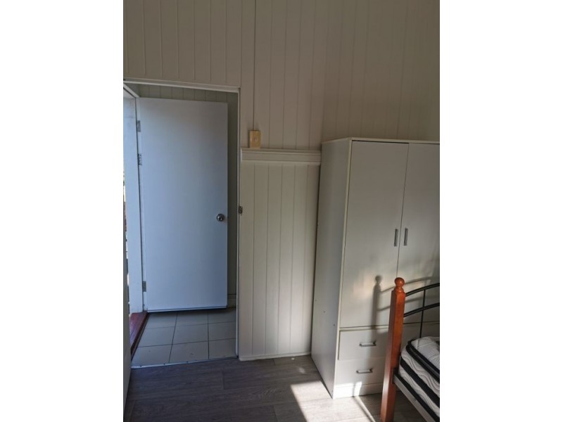 169 Gladstone Road, Highgate Hill QLD 4101
