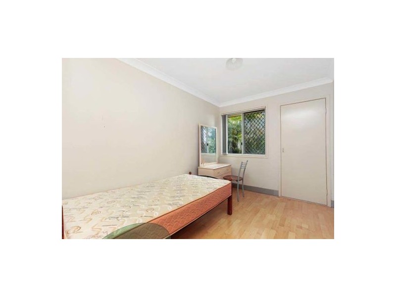 11 Simpson Ct, Rothwell QLD 4022