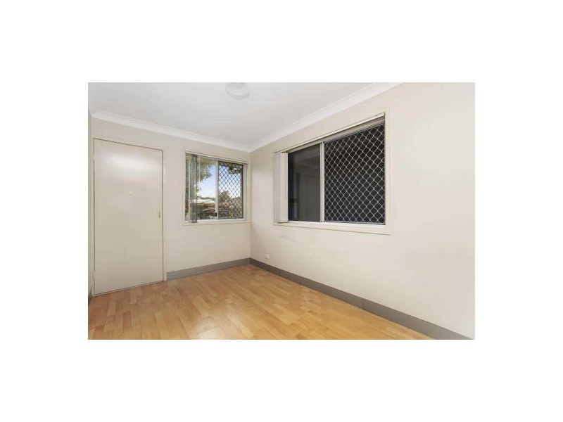 11 Simpson Ct, Rothwell QLD 4022