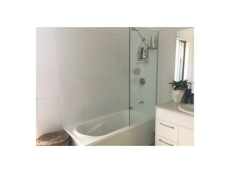 30/15-23 Redondo ST, Ningi QLD 4511