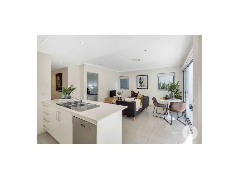 208/23 Robinson Place, Kelvin Grove QLD 4059