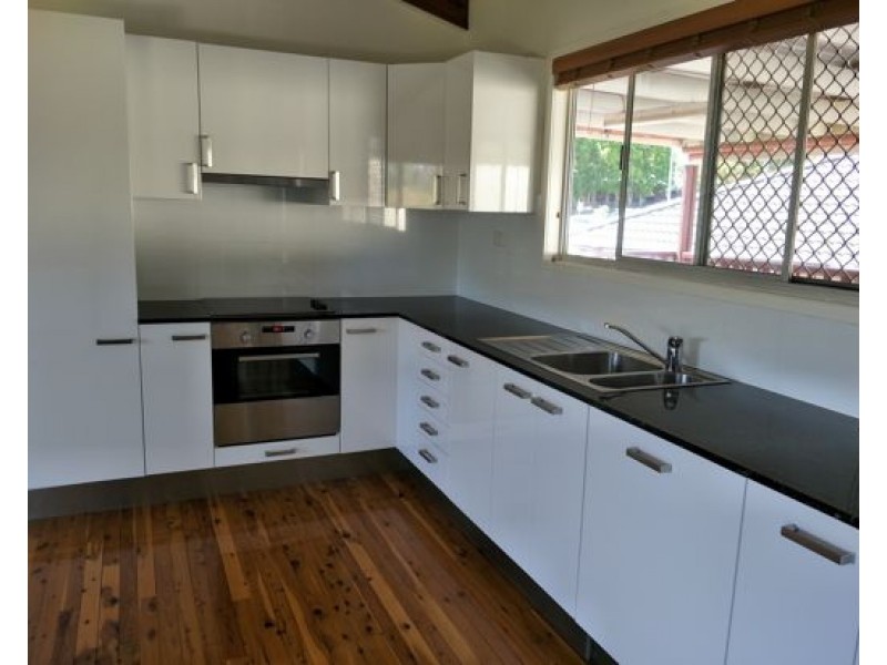 150A Chatswood Rd, Daisy Hill QLD 4127