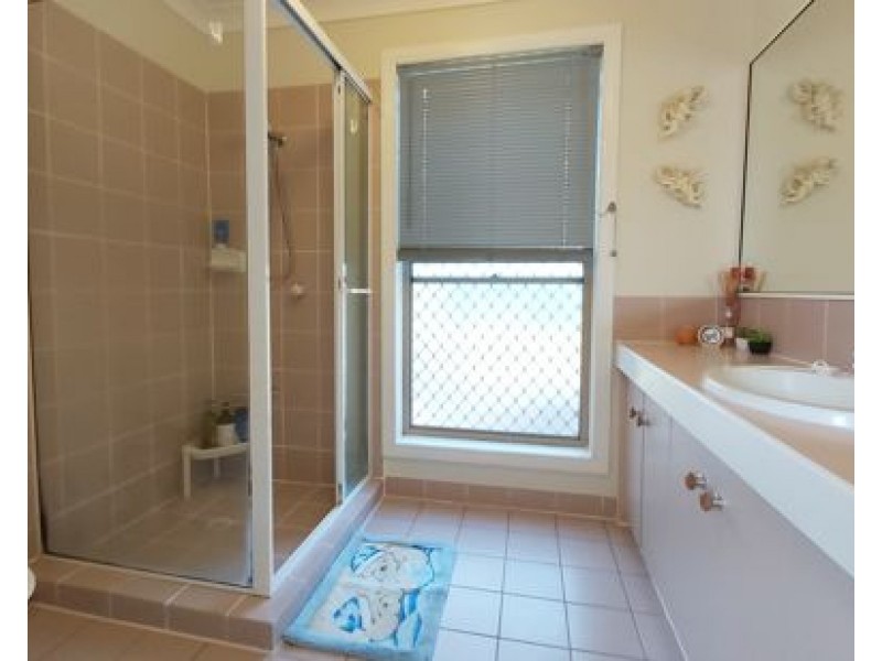 25 Falaise St, Sunnybank Hills QLD 4109