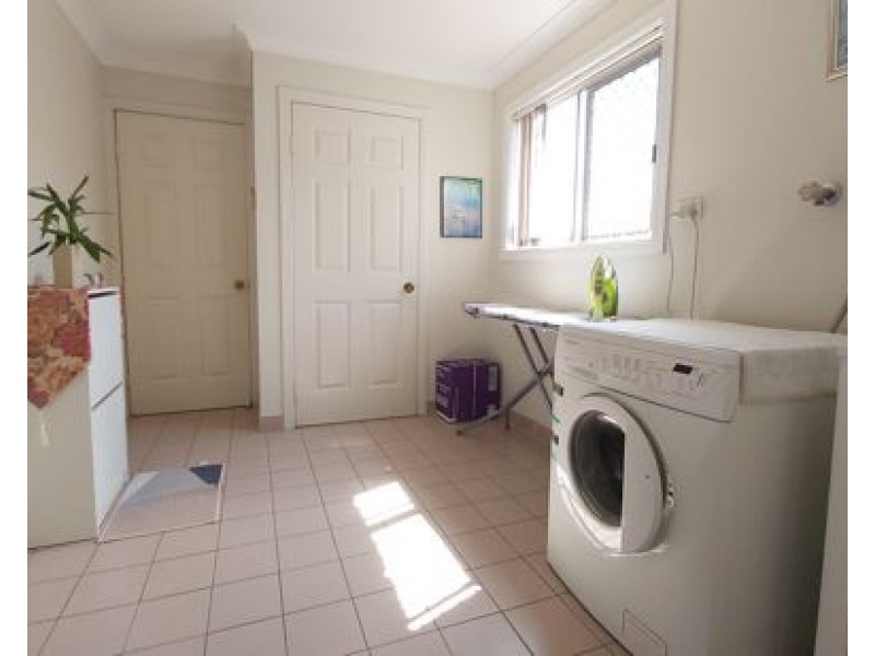 25 Falaise St, Sunnybank Hills QLD 4109