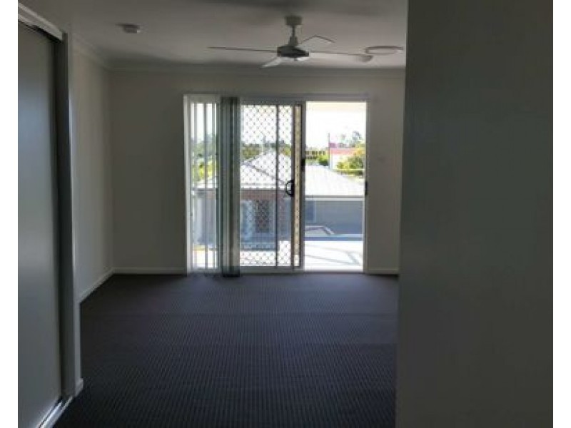 28 Leong Street, Bridgeman Downs QLD 4035