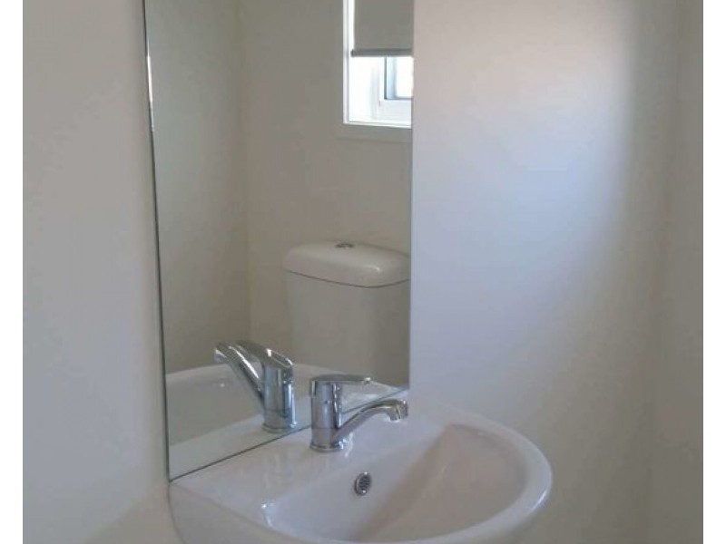 28 Leong Street, Bridgeman Downs QLD 4035