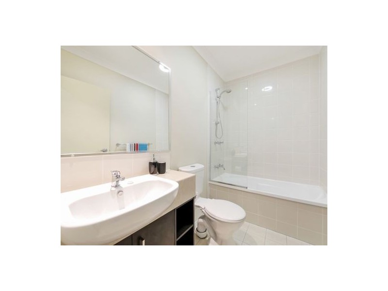 U22 19 Gumtree Crescent, Upper Coomera QLD 4209