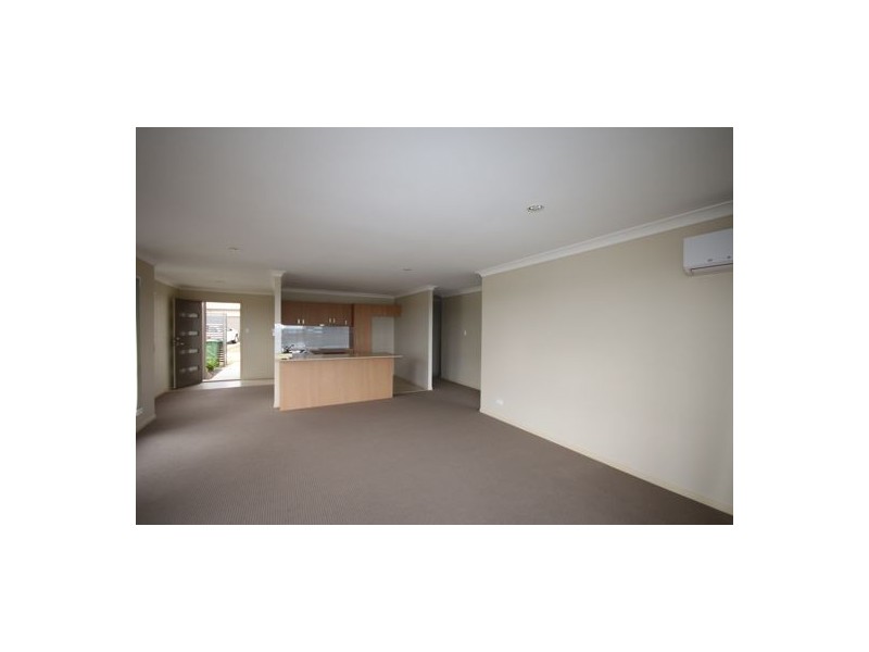 U22 19 Gumtree Crescent, Upper Coomera QLD 4209