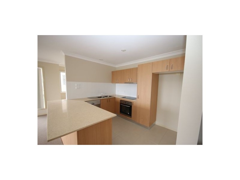 U22 19 Gumtree Crescent, Upper Coomera QLD 4209