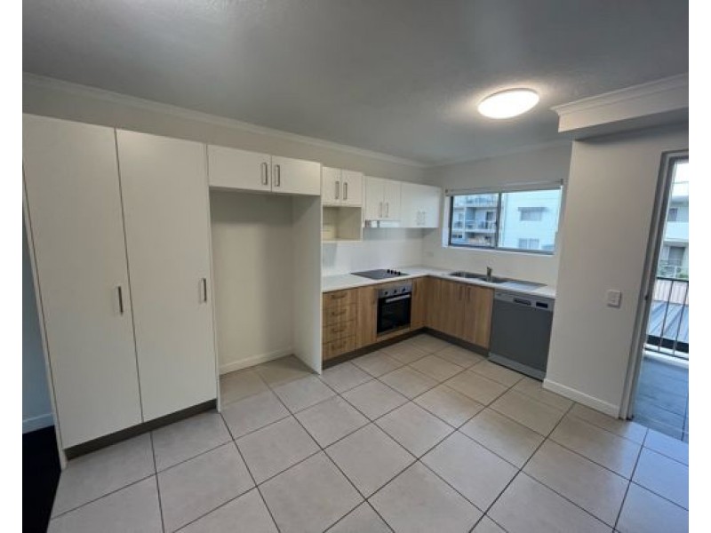 212 27 Webster Rd, Deception Bay QLD 4508