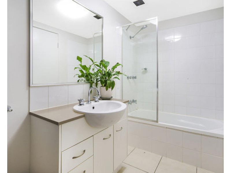 2 / 1-11 Gona Street, Beenleigh QLD 4207