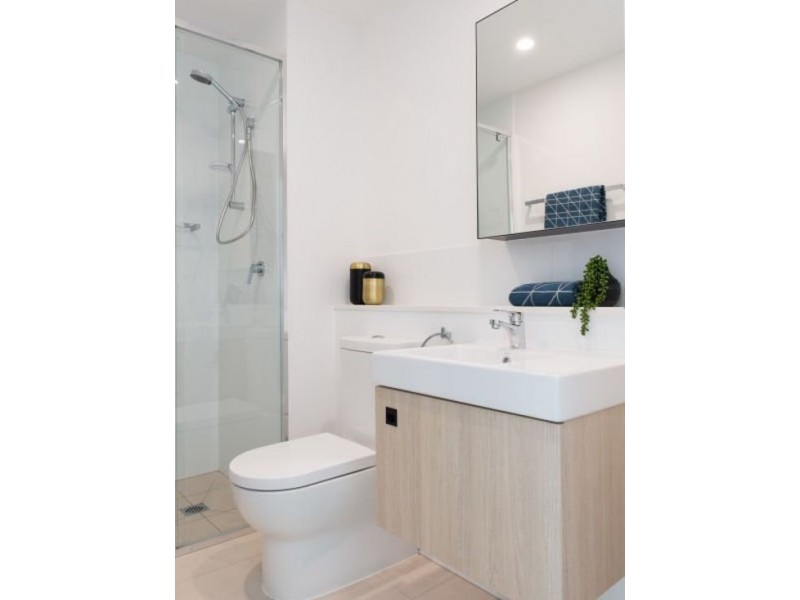 1701 1055 Ann Street, Newstead QLD 4006