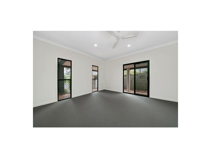 97A Lambert Rd, Indooroopilly QLD 4068