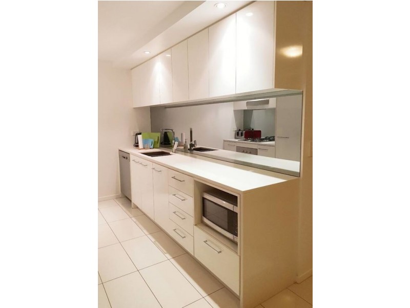 605 20 Labrador St, Labrador QLD 4215