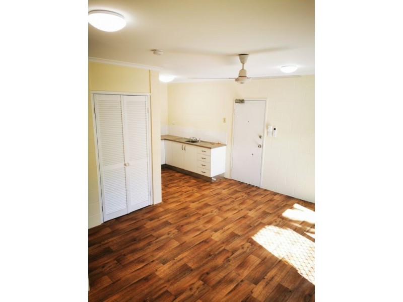 9/6 Kidstone Street, Bungalow QLD 4870