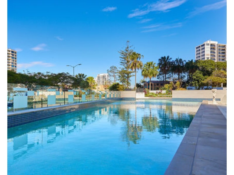 02/4 Wahroonga Place, Surfers Paradise QLD 4217
