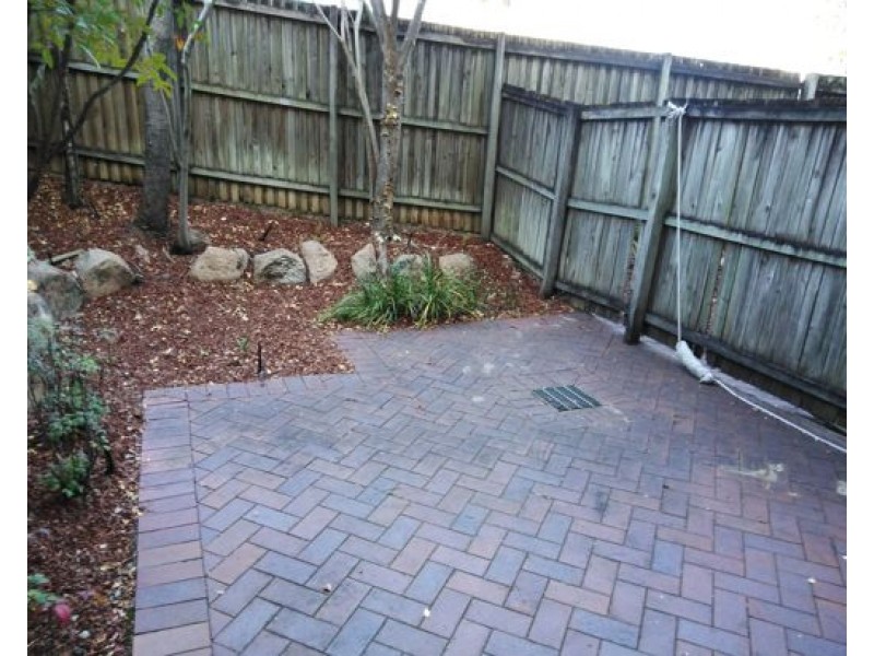 2 Waverley Road, Taringa QLD 4068