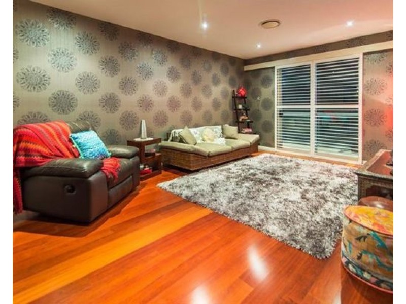 219 Stanhill Drive, Surfers Paradise QLD 4217
