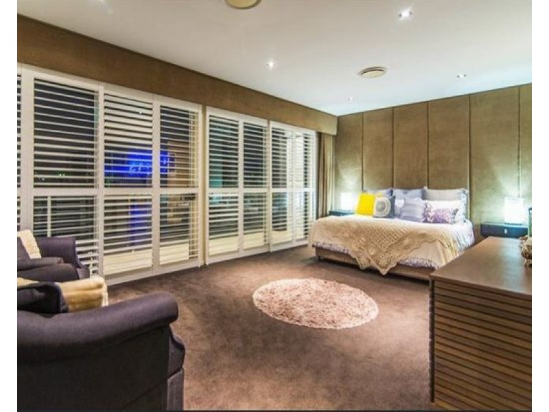 219 Stanhill Drive, Surfers Paradise QLD 4217
